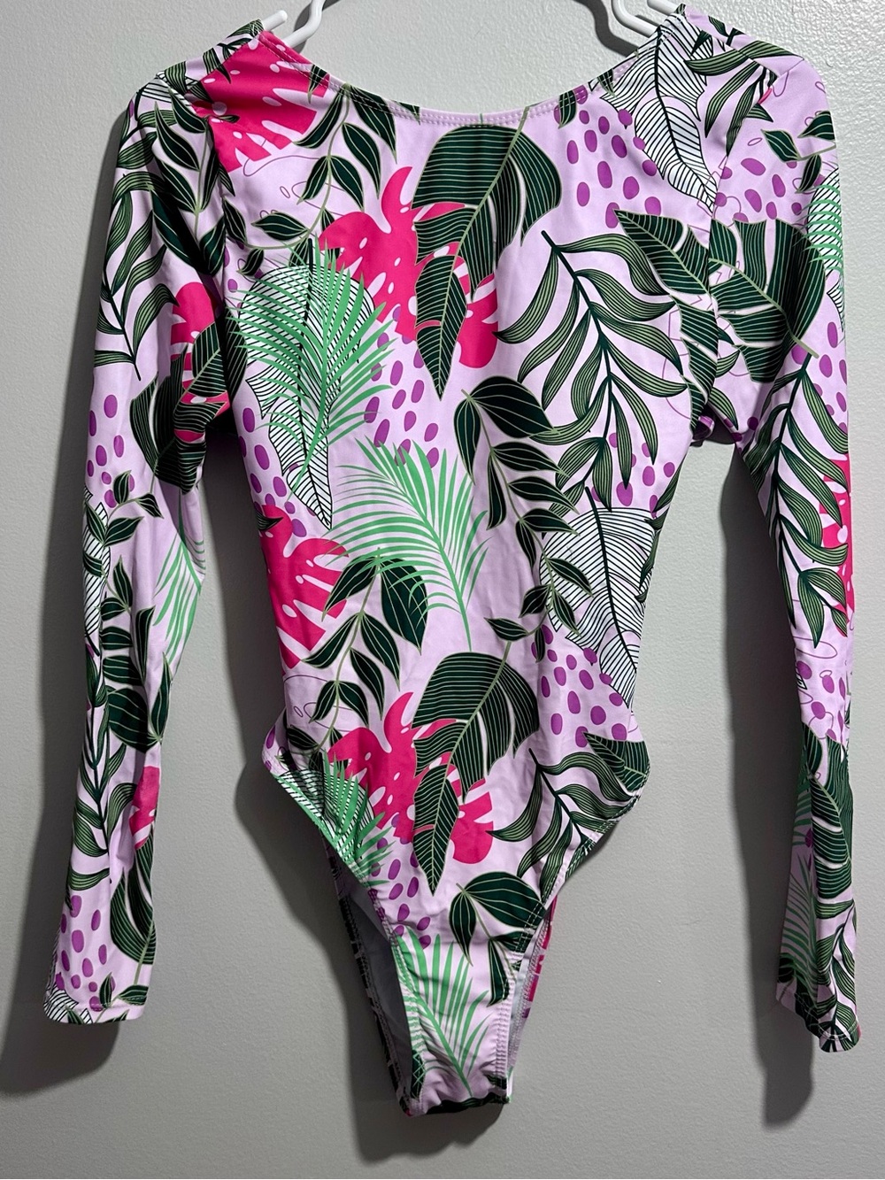 Long-Sleeve Tropical One-Piece Swimsuit Pink Size M (1466)